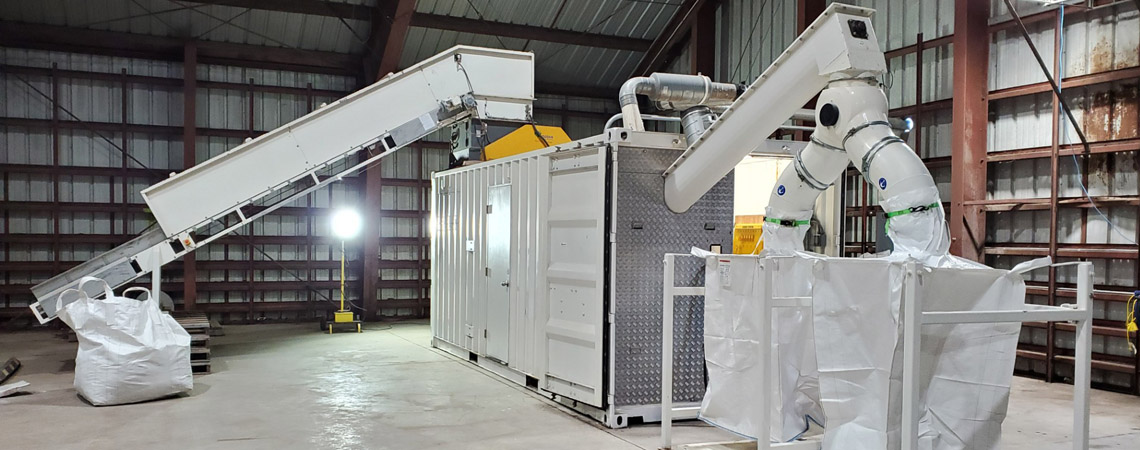 mobilt anlæg til genanvendelse af glasfiberaffald og kompositaffald