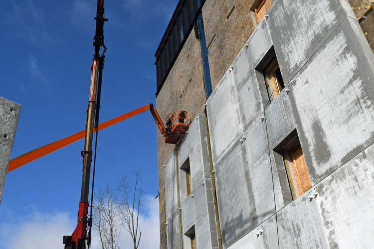 blowing insulation long hose and long elavation