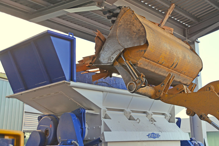 neddeling af paller med shredder fra zeno